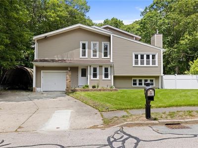 67 Highwood Dr, Coventry, RI, 02816