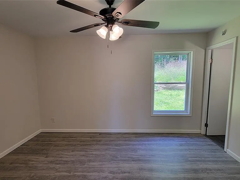 59 Cedar Ridge Dr — Photo 8