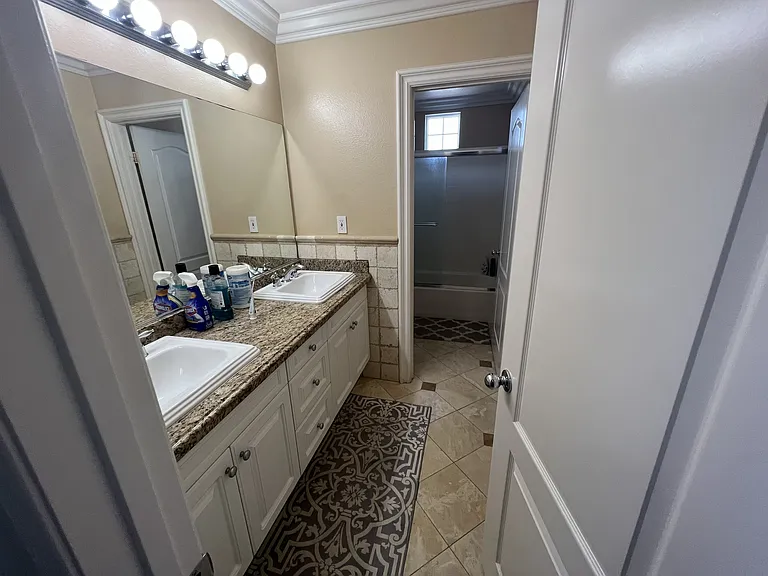 45009 Oakford Ct — Photo 16