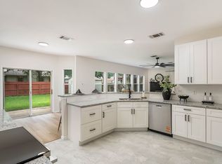 11935 Barkston Dr, San Antonio, TX 78253