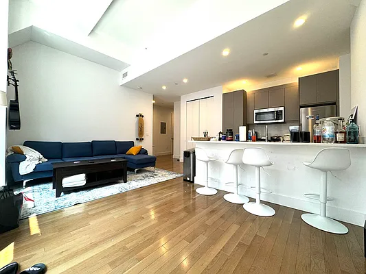 Rented by Douglas Elliman | media 15