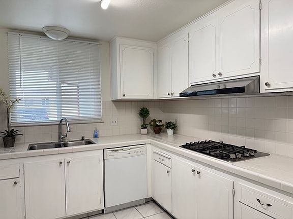 5th image of 34923 Roberts St