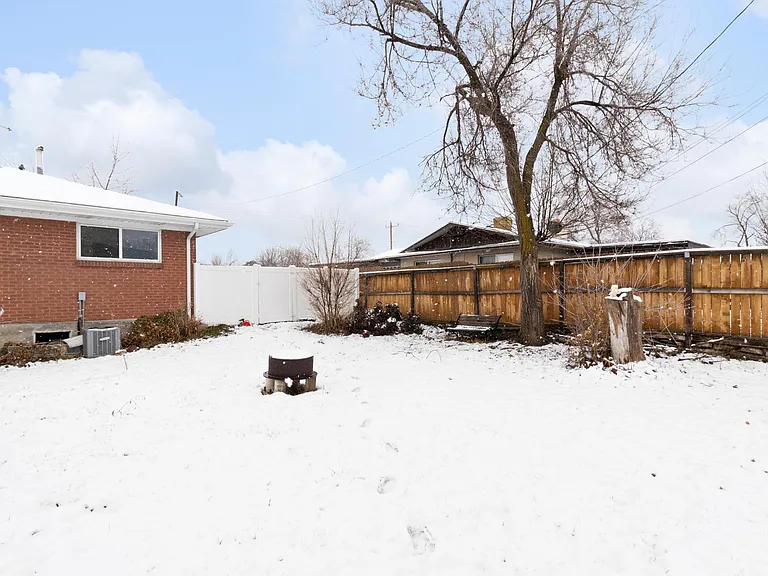 4264 S 1100 E — Photo 26