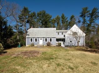 4 Nottingham Dr, Kingston, MA 02364