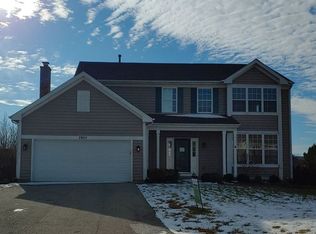 2965 Liberty Ln, Lindenhurst, IL 60046