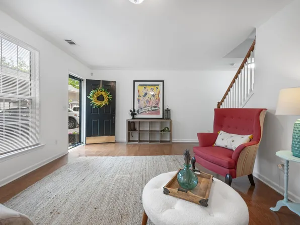 7241 Highway 70 S APT 215, Nashville, TN 37221