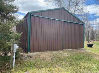 1259 Heron Ln, Republic, MI 49879