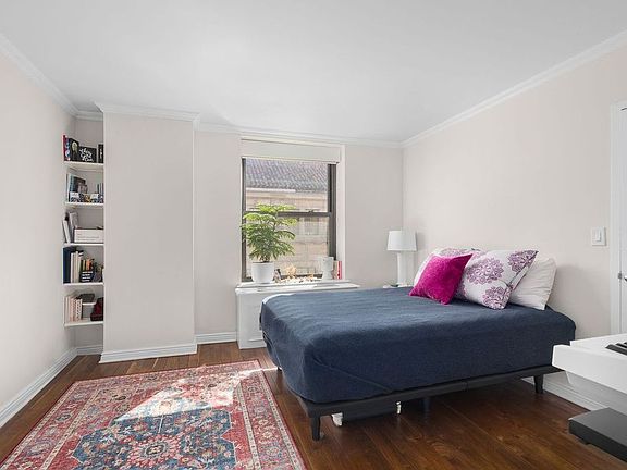 4th image of 201 W 74th St APT 11E