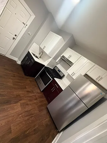 228 S 5th St #2B Photo 1