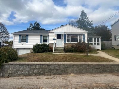 14 Vincenzo Dr, West Warwick, RI, 02893