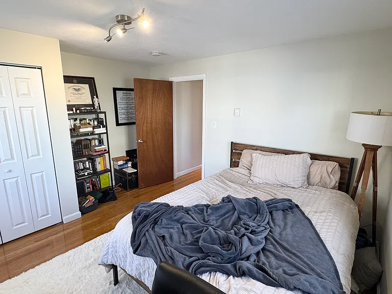 19 Elko St #3 — Photo 8
