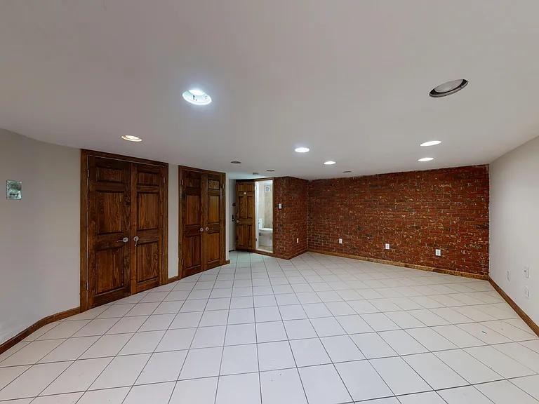 343 W End Ave #1 — Photo 8