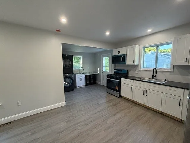 73-75 Draper Ave #73
