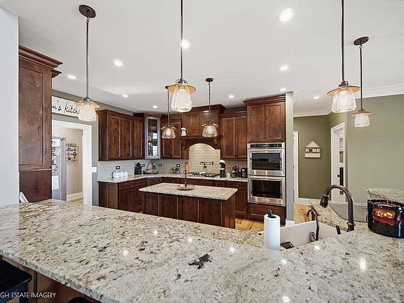 5th image of 20643 Michigan Island Ct