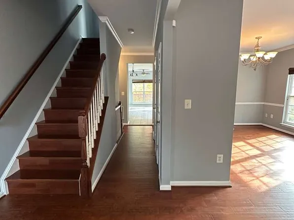 8319 Leighlex Ct, Manassas, VA 20111