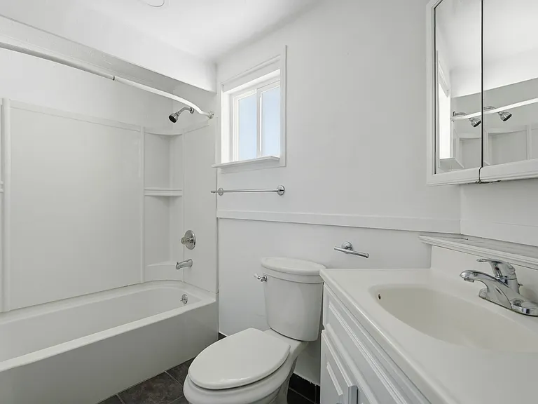 1534 Mariposa St #1534 — Photo 6