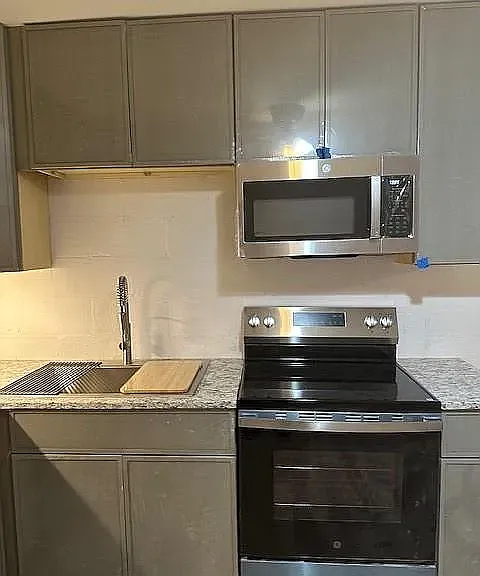 206 Smith St NE #A-1 — Photo 5