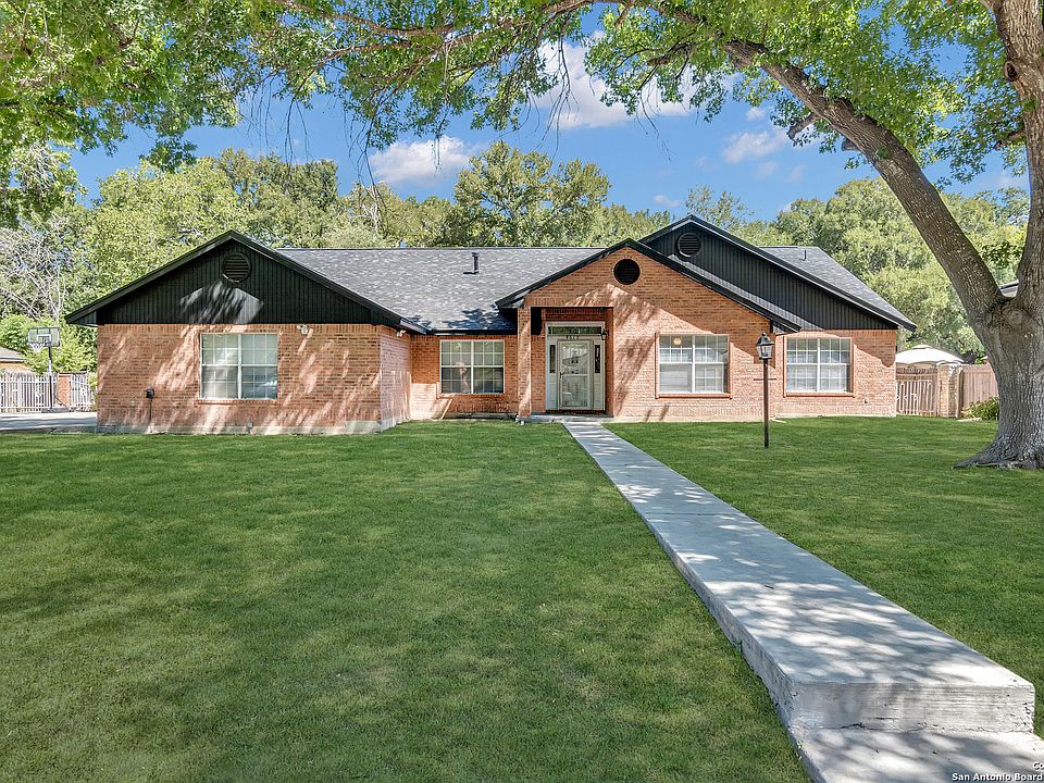 1st image of 4610 pecan grove