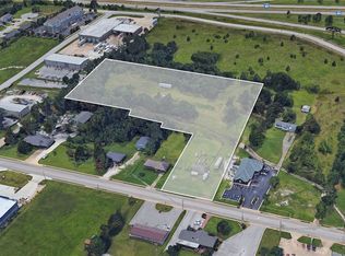 636 N 40th St, Springdale, AR 72762