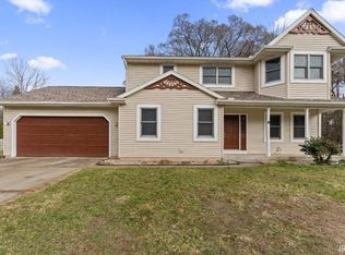 50944 Pine Meadows Dr, Granger, IN 46530