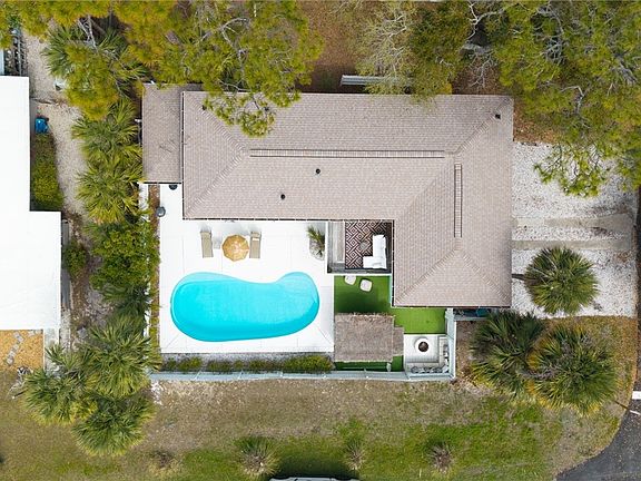 3rd image of 1017 Lovell Avenue