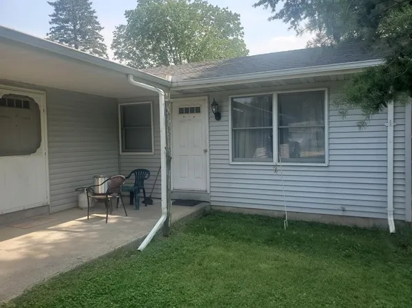 420 Fisher St, Berrien Springs, MI 49103
