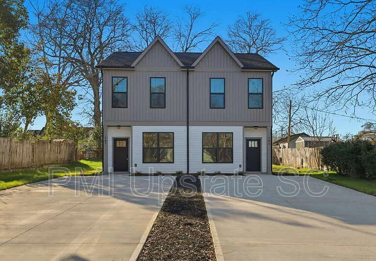 109 Virginia Ave — Photo 1