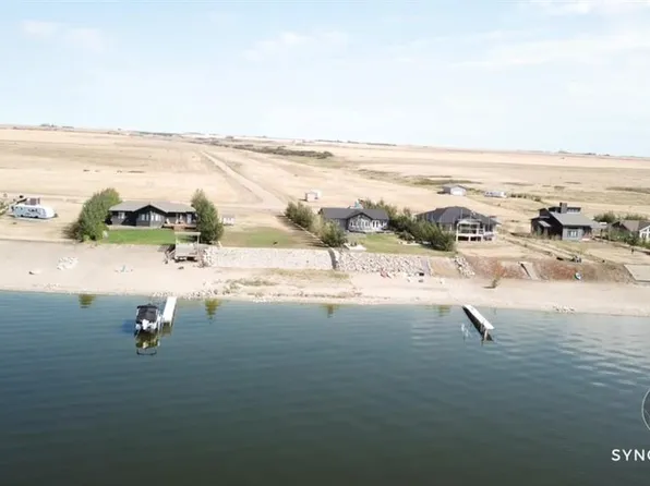 3 Canyon Beach BAY, Last Mountain Valley RM No. 250, SK S0G 1G0