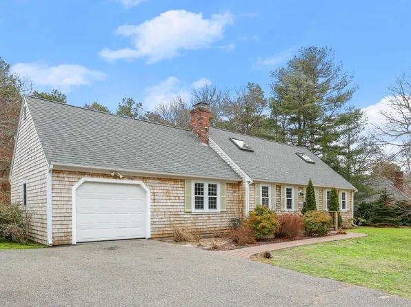 104 King Arthur Drive, Osterville, MA 02655