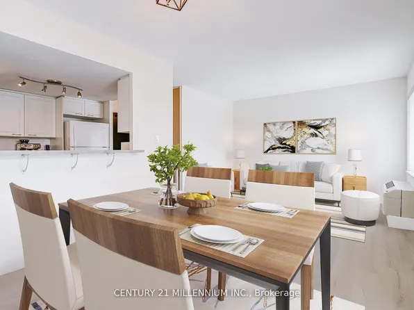 1000 Cedarglen Gate #617, Mississauga, ON L5C 3Z5