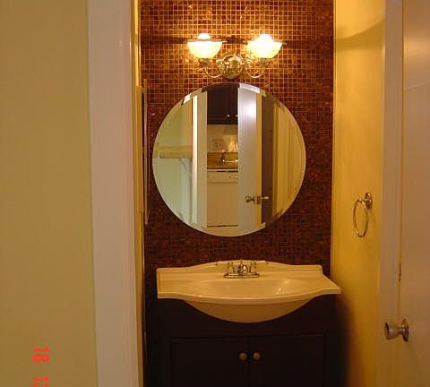 Dressing room and vanity