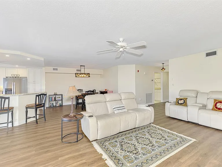 130 Breakers Ct #2210 — Photo 3