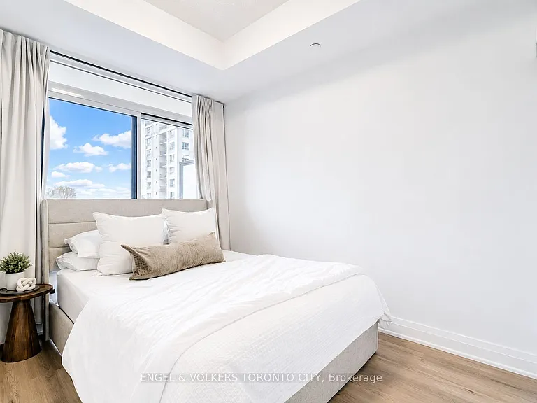 520 Steeles Ave W #503 — Photo 13