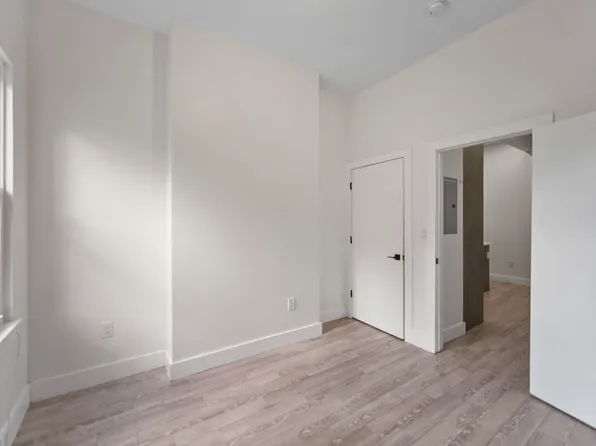 668 Ocean Avenue image 7 of 12