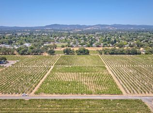 179 Pleasant Avenue, Windsor, CA 95403