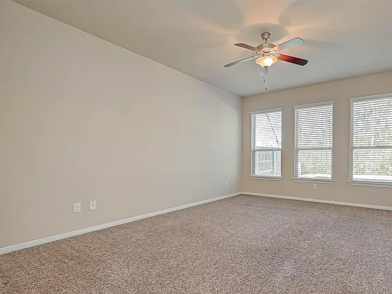 5340 Pointe Spring Xing — Photo 31