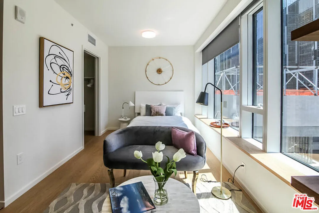 Studio, 1.0 bath, 480 sqft, $2,900 — Photo 2