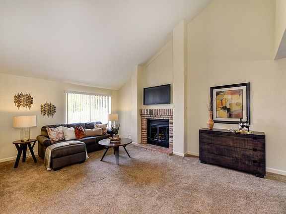 5th image of 8144 Golden Crest Way