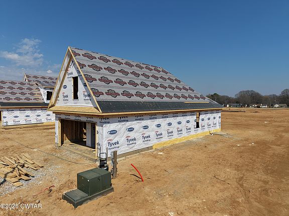 3rd image of 18 Cecellia Cv