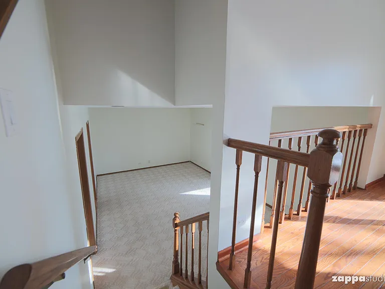 2705 Laurel Ct — Photo 14