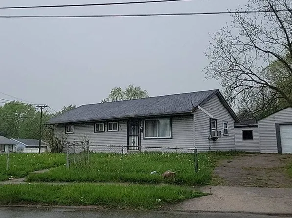 1014 Graystone Dr, Dayton, OH 45417