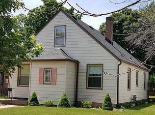 7606 15th Ave, Kenosha, WI 53143