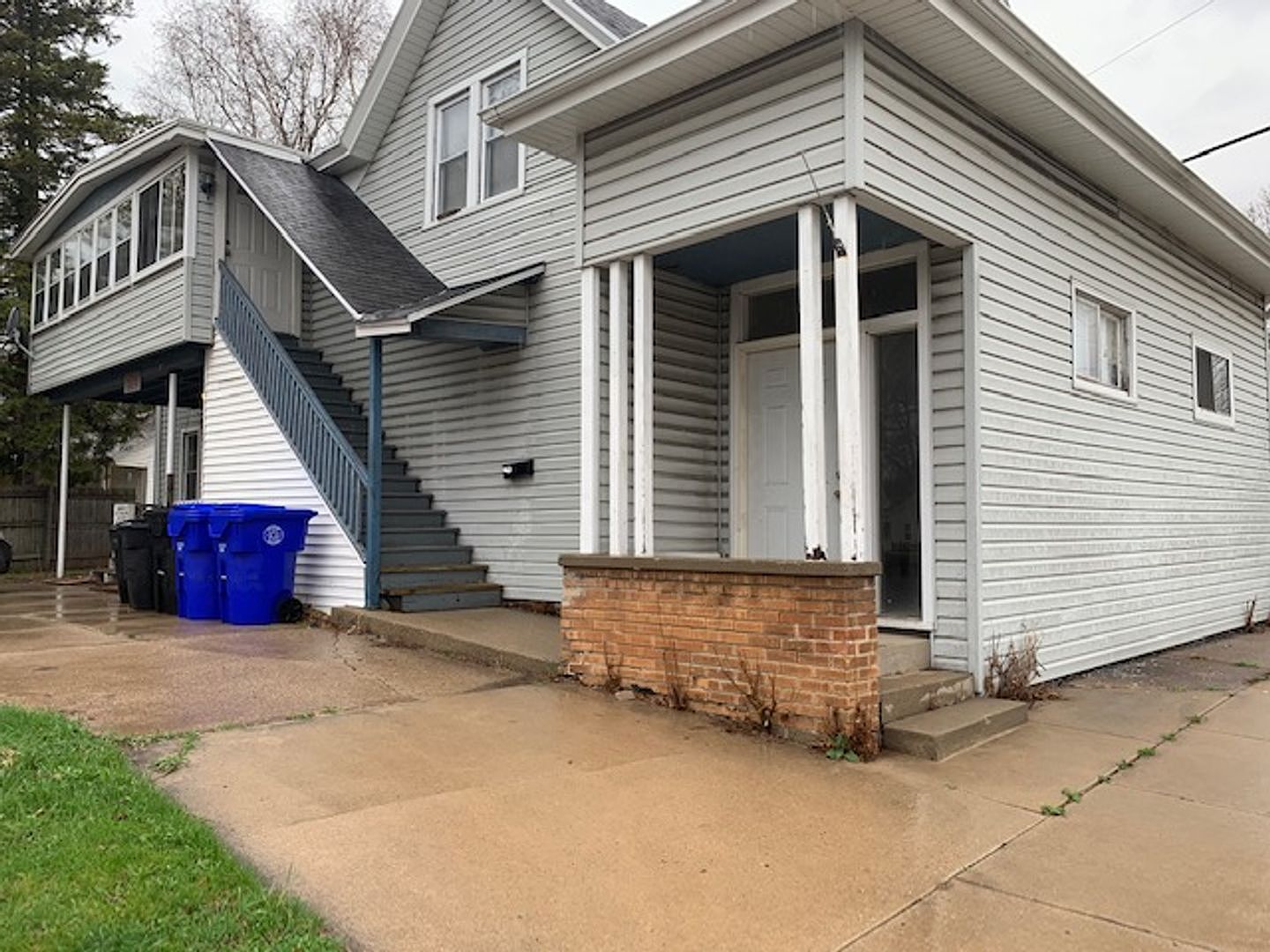 1300 W Prospect Ave, Appleton, WI 54914 Zillow