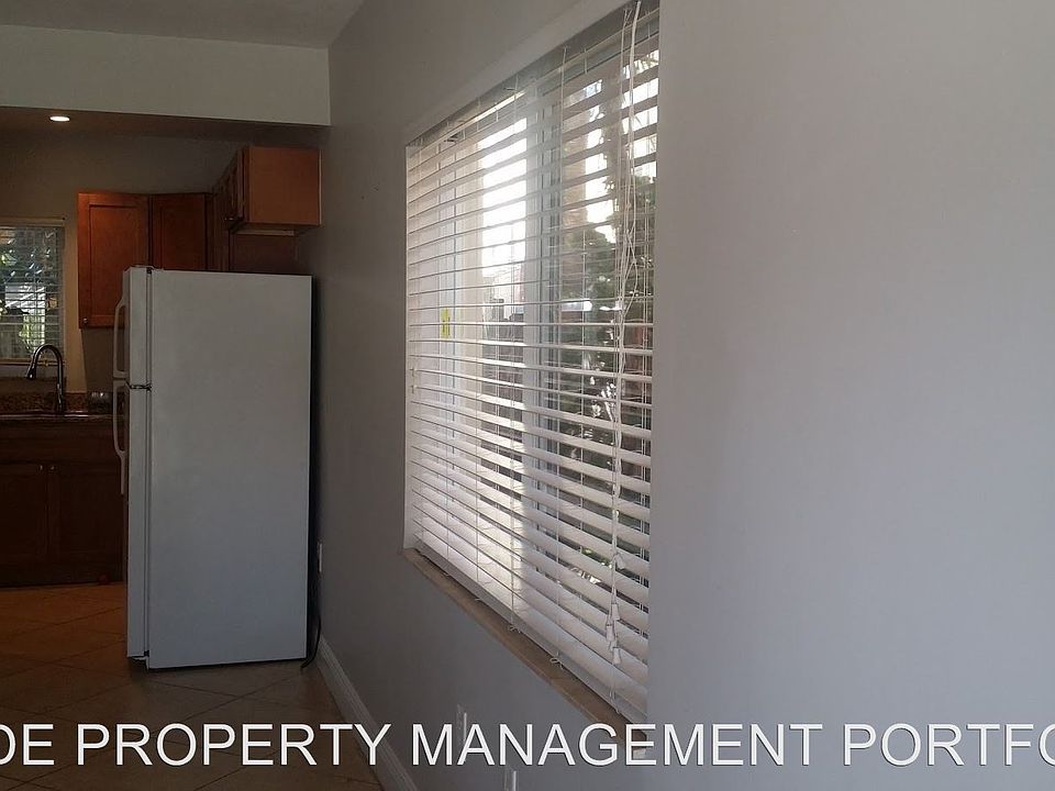 1st image of 3221 NE 8th Ct APT 103