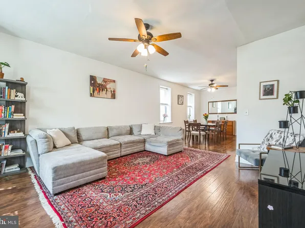 4131 Pechin St, Philadelphia, PA 19128