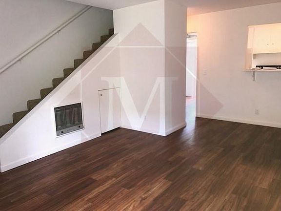 4th image of 3754 San Remo Dr APT 11