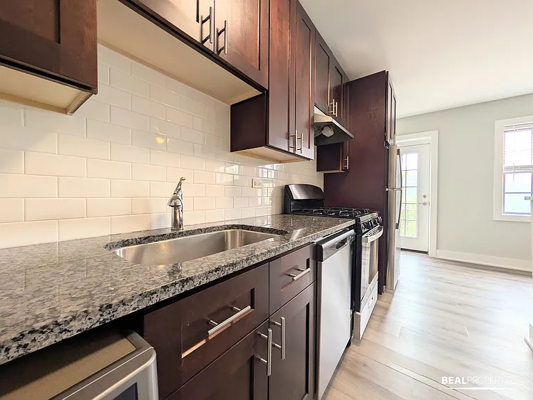 730 Judson Ave #13 — Photo 8