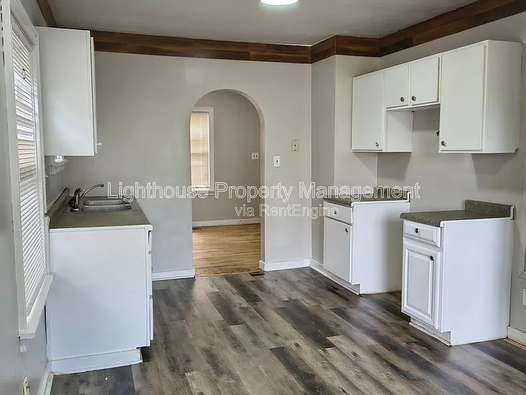 3041 Lemuel St — Photo 2