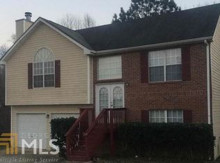 6270 Crooked Creek Dr, Rex, GA 30273