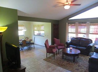 3rd image of 325 NW Mallard Pl